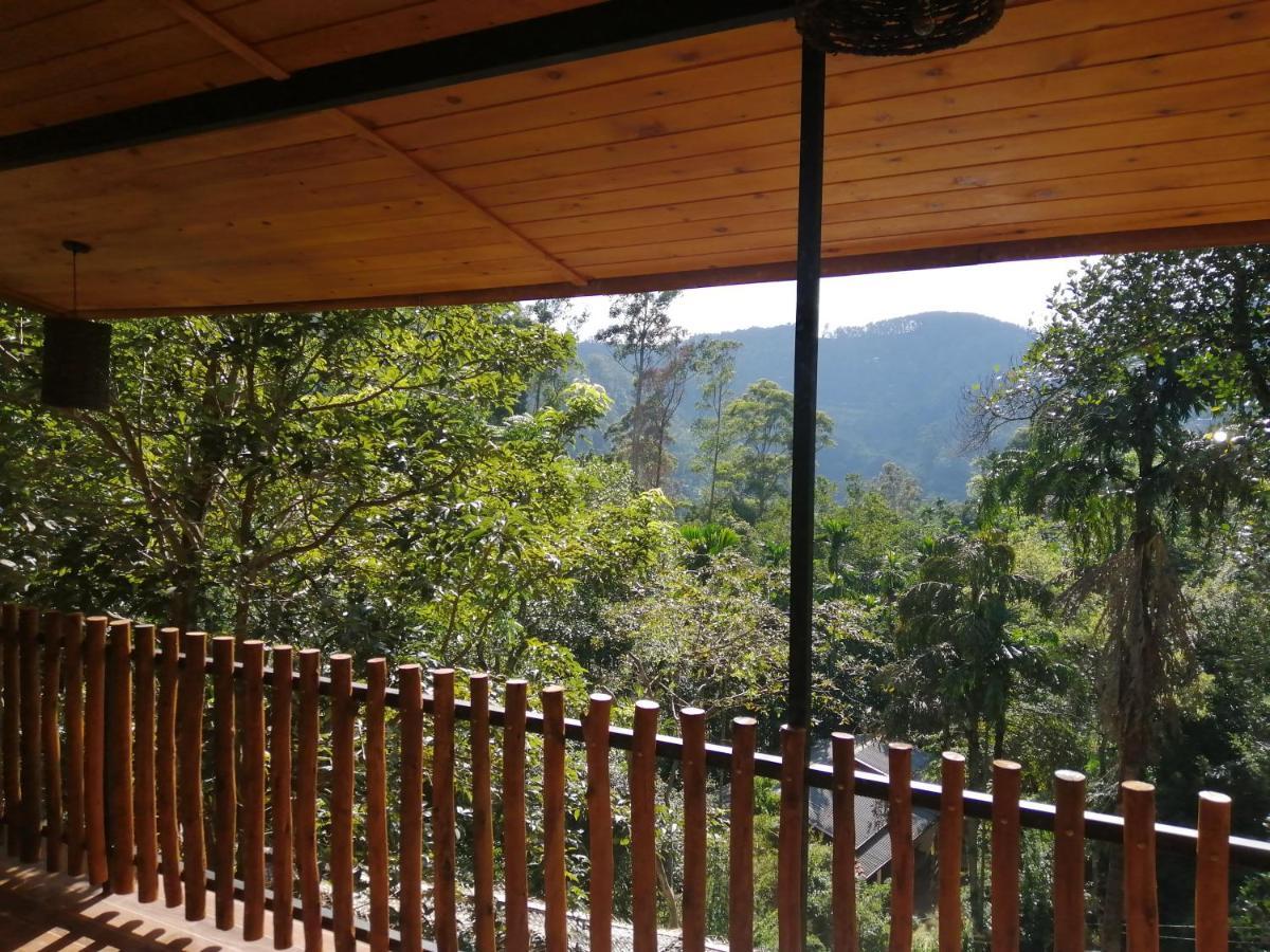 Ella Wood Cabin Exterior foto